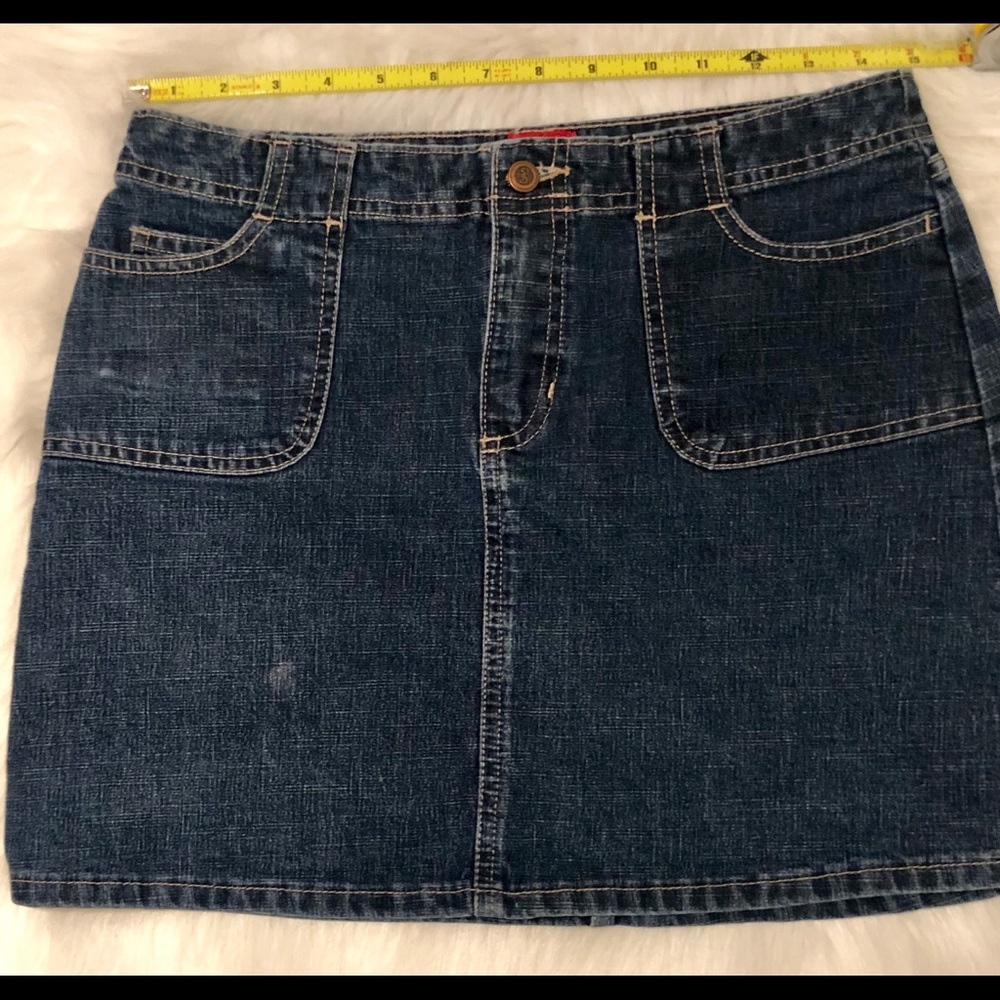 MOSSIMO Juniors Mini Jean Skirt Dark Wash Size 5 - Picture 1 of 5